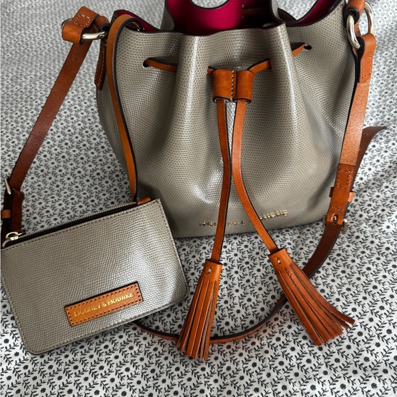 Dooney & Bourke Handbags - Dooney & Bourke Bucket bag in Elephant